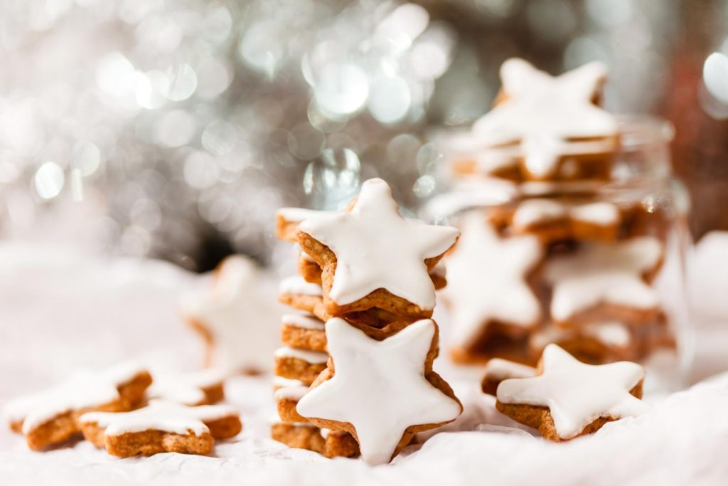 Christmas Cookies: Saint Nicholas Cinnamon Cookies