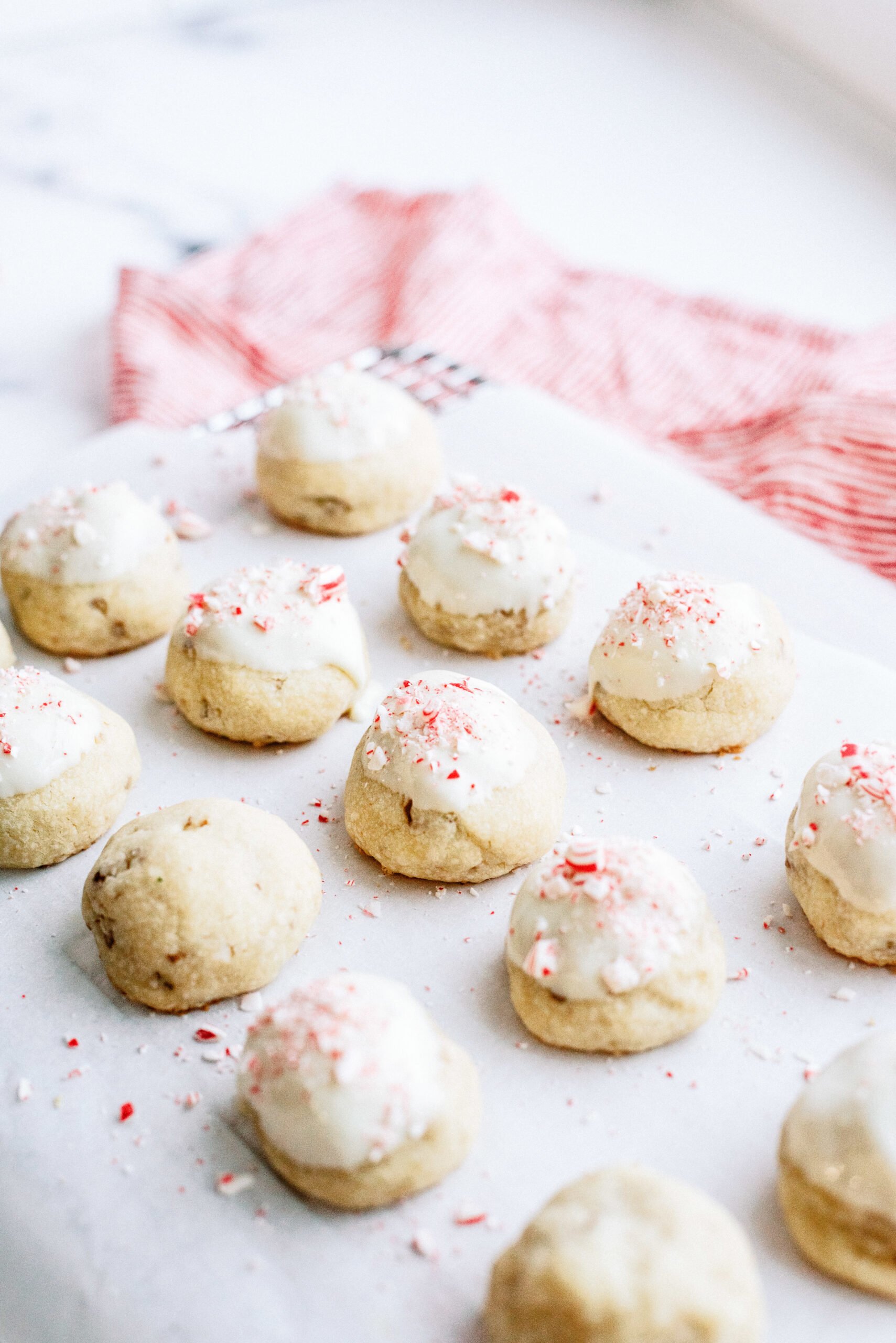 Peppermint Snowball Cookies Recipe (Favorite Christmas Cookies)